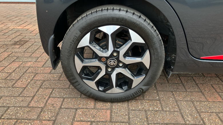 Toyota Aygo 1.0 VVT-i X-Trend 5dr Petrol Hatchback